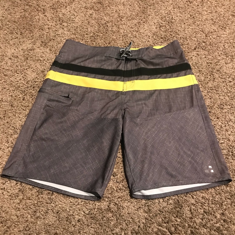 Split Men’s Gray Yellow Board Shorts Size 36